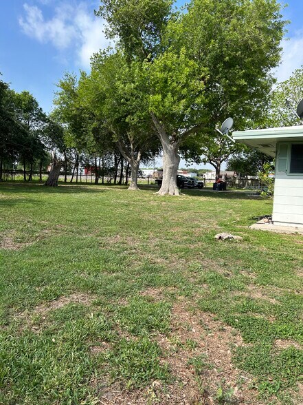 3925 Business 83, Weslaco, TX à vendre - Photo de l’immeuble – Image 2 sur 7