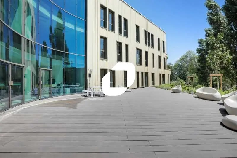 115 Rue Sans Souci, Limonest à louer - Photo de l’immeuble – Image 3 sur 7