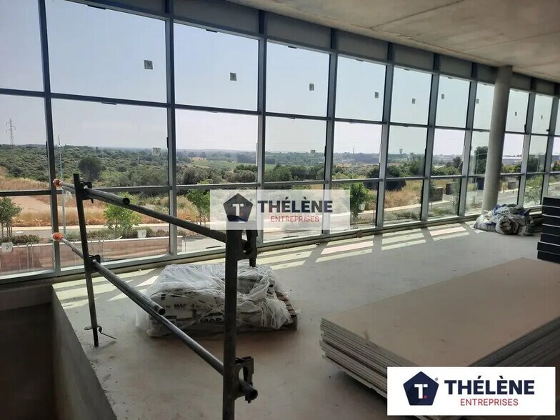 219 Rue Marie Curie, Villeneuve-lès-Maguelone à louer - Photo de l’immeuble – Image 2 sur 8