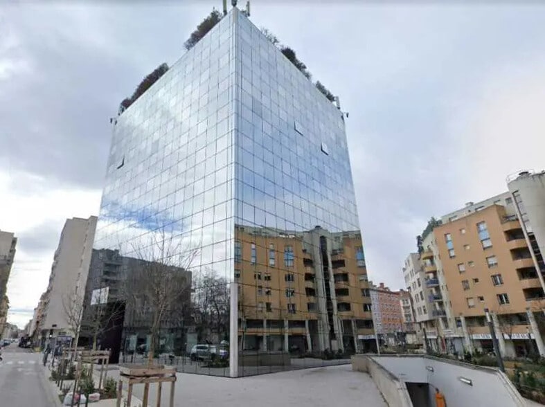 75 Cours Emile Zola, Villeurbanne à louer - Photo de l’immeuble – Image 1 sur 9
