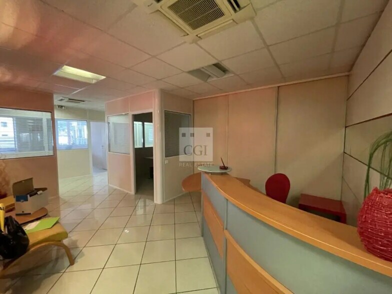 Bureau dans Chambéry à louer - Photo de l’immeuble – Image 3 sur 4
