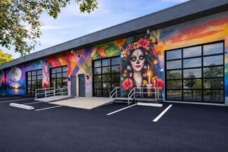 Plus de détails pour 2261-2299 NE 164th St, Aventura, FL - Industriel/Logistique à louer