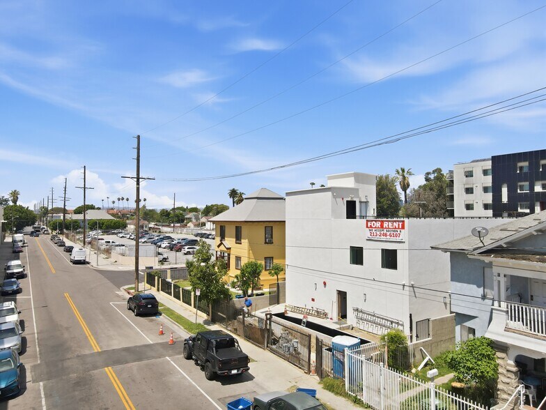 1009 E 29th St, Los Angeles, CA à vendre - Photo de l’immeuble – Image 3 sur 19