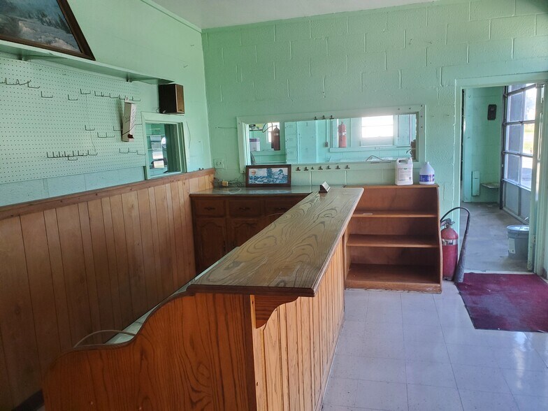 401 N 3rd St, Lilbourn, MO à vendre - Photo de l’immeuble – Image 3 sur 26
