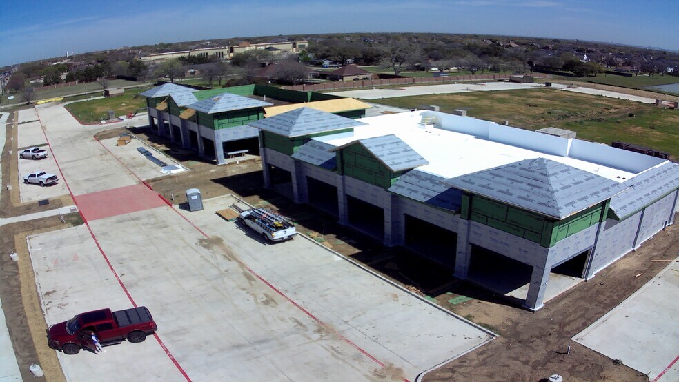 1660 Long Prairie Rd, Flower Mound, TX à louer - Photo de l’immeuble – Image 2 sur 4