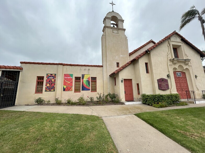 1216 Cave St, La Jolla, CA à vendre - Photo principale – Image 1 sur 5