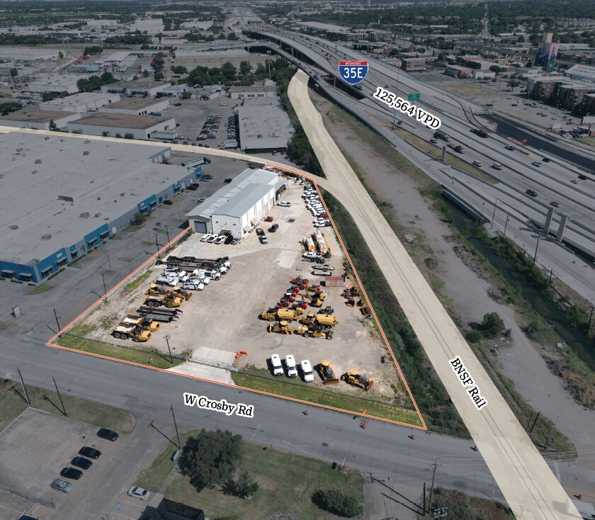 950 W Crosby Rd, Carrollton, TX à louer Photo de l’immeuble– Image 1 sur 7
