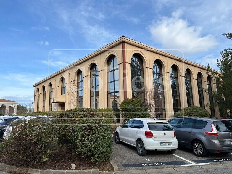 11 Boulevard De La Grande Thumine, Aix-en-Provence à louer - Photo de l’immeuble – Image 1 sur 7