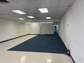 1135 Volunteer Pky, Bristol, TN à louer Photo intérieure– Image 2 sur 11