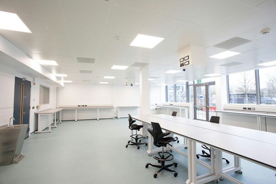 Cambourne Business Park, Cambridge à louer - Photo de l’immeuble – Image 3 sur 6