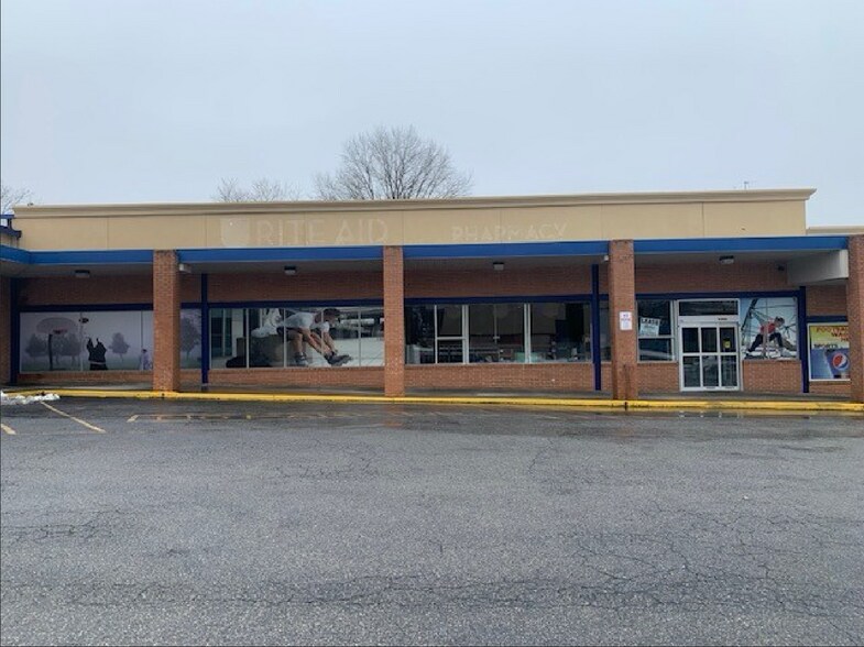 2703-2713 Philadelphia Pike, Claymont, DE à louer - Photo de l’immeuble – Image 1 sur 4
