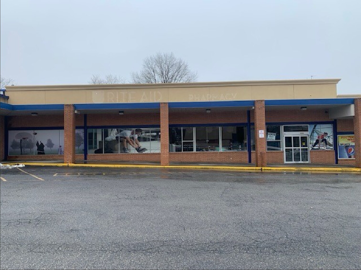 2703-2713 Philadelphia Pike, Claymont, DE à louer Photo de l’immeuble– Image 1 sur 5