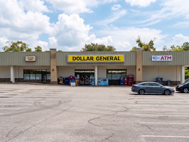 751 N Ferdon Blvd, Crestview, FL à louer - Photo de l’immeuble – Image 3 sur 3
