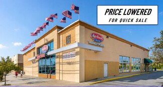Plus de détails pour 163-30 Cross Bay Blvd, Howard Beach, NY - Local commercial à vendre