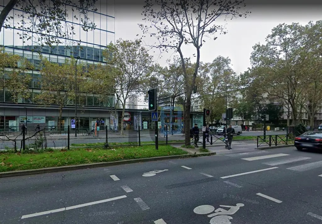 Local commercial dans Boulogne-Billancourt à louer Photo de l’immeuble– Image 1 sur 3