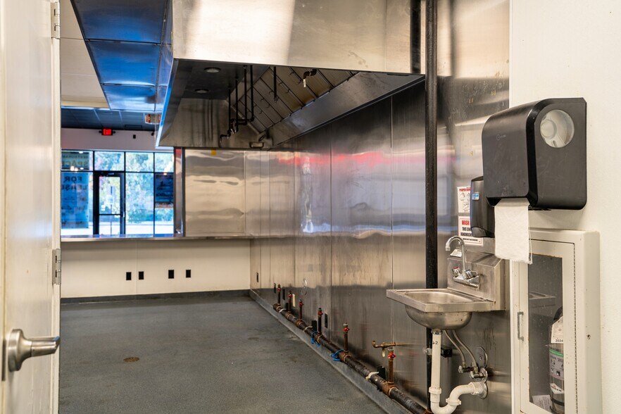 6151 Trace Parkway Dr, Edwardsville, IL à louer - Photo intérieure – Image 3 sur 22