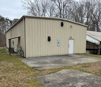 Plus de détails pour 721 Burch Bridge Rd, Burlington, NC - Industriel/Logistique à vendre