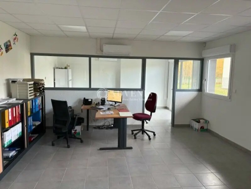 Local d’activités dans Pruniers-en-Sologne à louer Photo intérieure– Image 1 sur 4