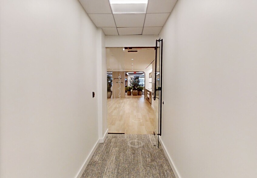 901 N Glebe Rd, Arlington, VA à louer - Numérisation 3D Matterport – Image 2 sur 11