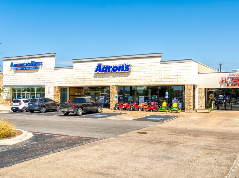 1432 E US Highway 377, Granbury, TX à vendre - Photo de l’immeuble – Image 3 sur 9