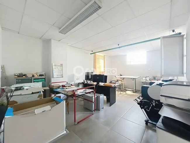 Plus de détails pour 47 Rue Gen Dalton, Brive-la-Gaillarde - Bureau à vendre