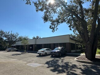 Plus de détails pour 5620 W Sligh Ave, Tampa, FL - Bureau à vendre