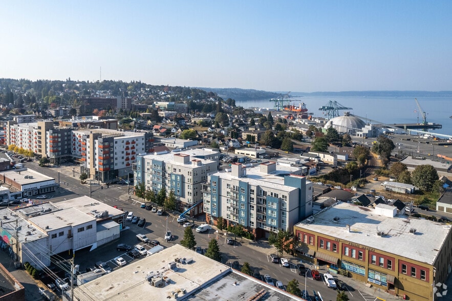 2824 Grand Ave, Everett, WA à louer - Aérien – Image 3 sur 3