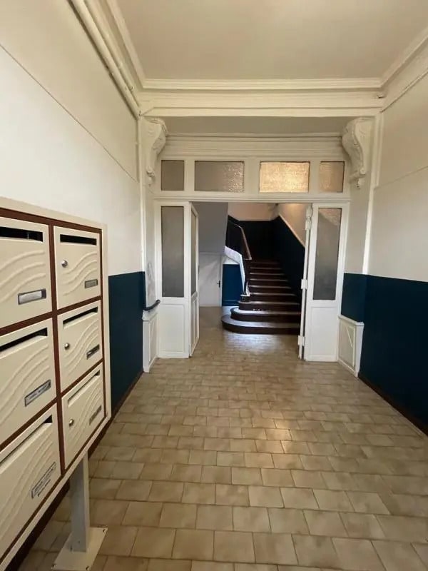 51 Rue Sainte, Marseille à louer Hall d’entrée– Image 1 sur 16
