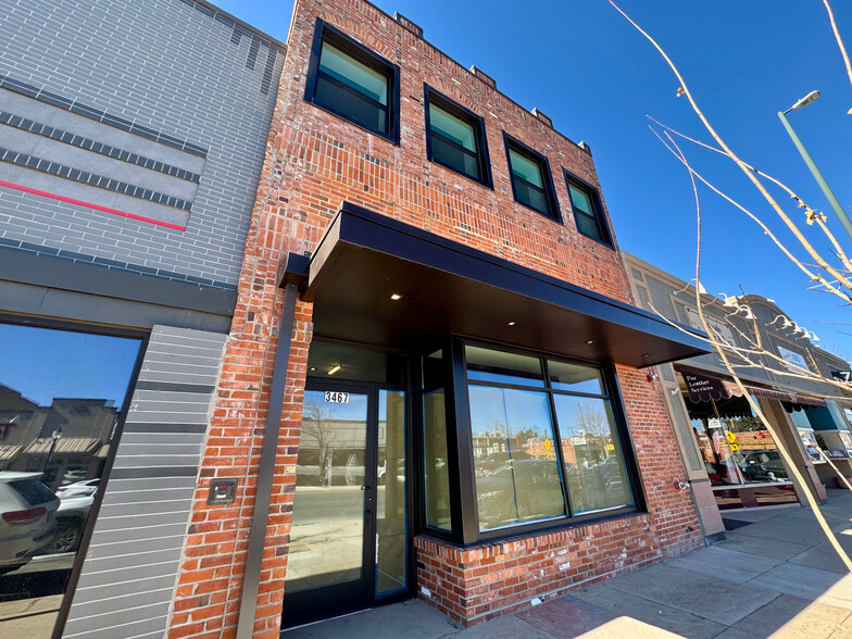 3465-3467 S Broadway, Englewood, CO à louer - Photo de l’immeuble – Image 1 sur 10