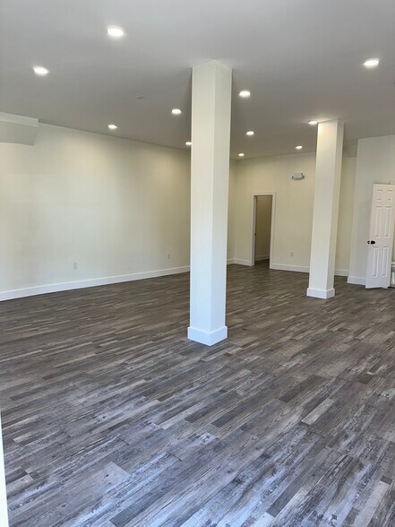 530 West Side Ave, Jersey City, NJ à louer - Photo de l’immeuble – Image 2 sur 24