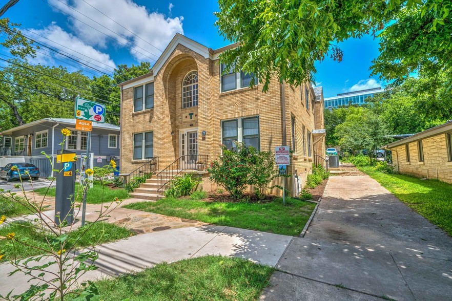 1105 Nueces St, Austin, TX à louer - Photo principale – Image 1 sur 18