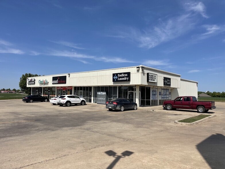1401-1407 S Country Club Rd, El Reno, OK à louer - Photo de l’immeuble – Image 1 sur 4