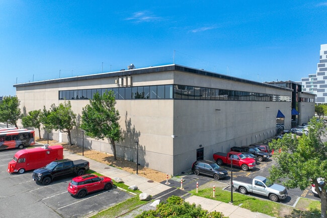 Plus de détails pour 5-11 Drydock Ave, Boston, MA - Bureau à louer