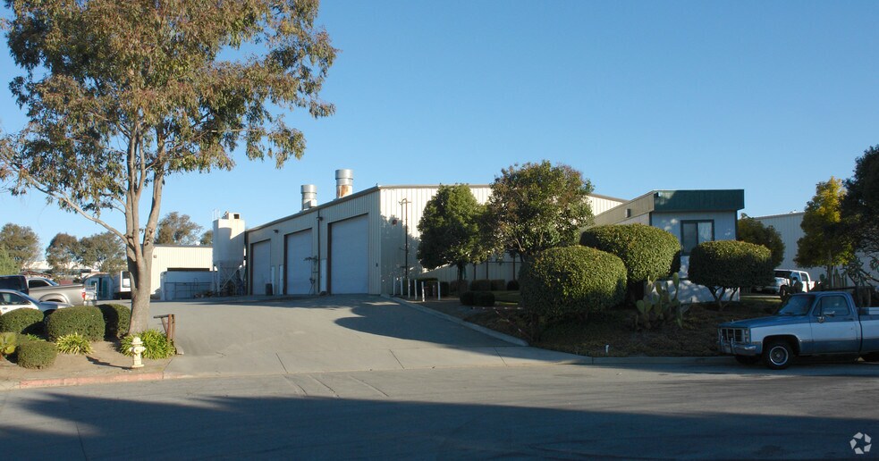 255 Mayock Rd, Gilroy, CA à vendre - Photo de l’immeuble – Image 2 sur 2