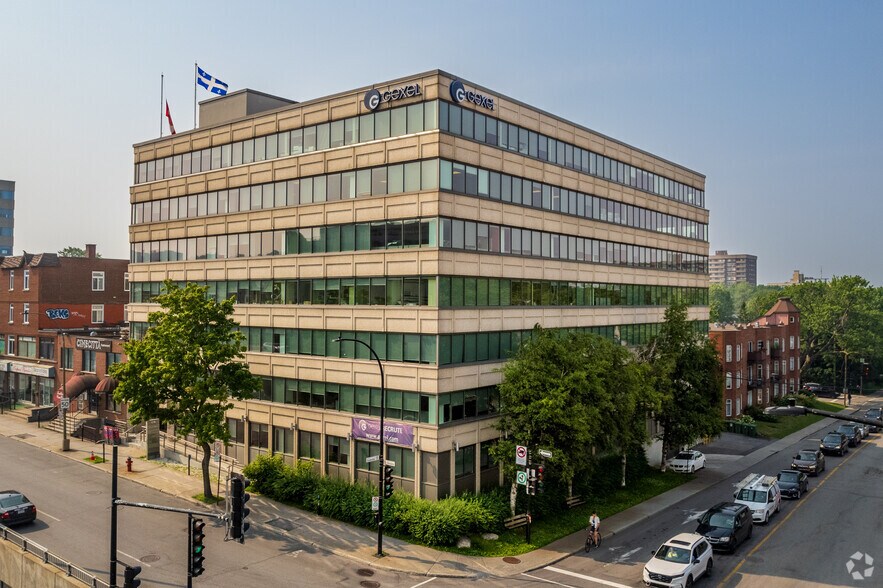 5250 Boul Décarie, Montréal, QC à louer - Photo de l’immeuble – Image 1 sur 14