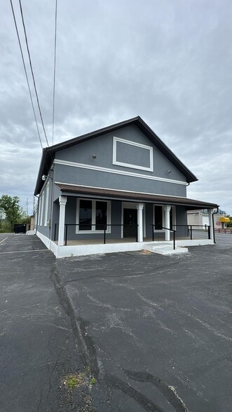 4915 N Dixie Dr, Dayton, OH à vendre - Photo principale – Image 1 sur 23