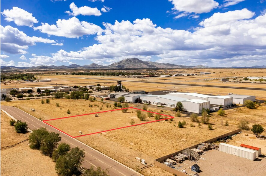 2206 Cirrus Dr, Prescott, AZ à vendre - Photo de l’immeuble – Image 1 sur 2