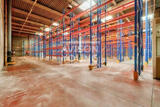 Plus de détails pour Local d'activités à louer