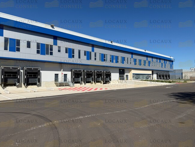 Plus de détails pour 15 Rue De La Papeterie, Conflans-Sainte-Honorine - Industriel/Logistique à louer