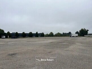 Plus de détails pour Bureau, Local d'activités à louer