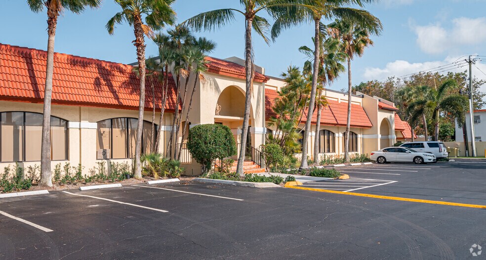 1700 N Dixie Hwy, Boca Raton, FL à louer - Photo principale – Image 1 sur 26