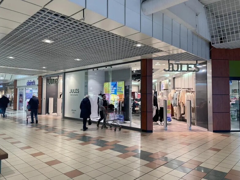Local commercial dans Vendin-le-Vieil à louer - Photo de l’immeuble – Image 1 sur 1