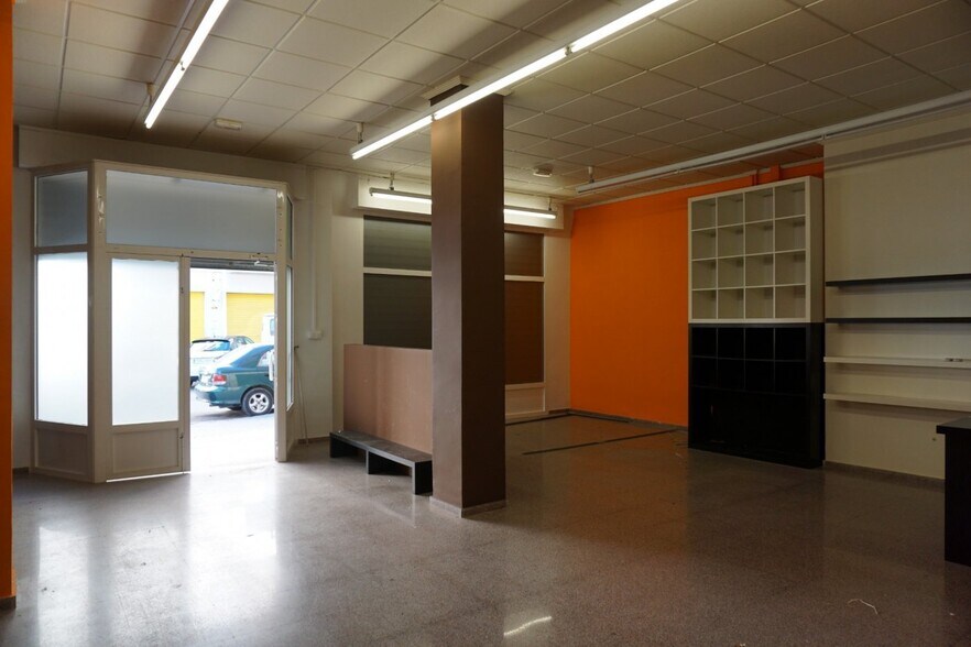Local commercial dans Petrer, Alicante à louer - Photo intérieure – Image 2 sur 4