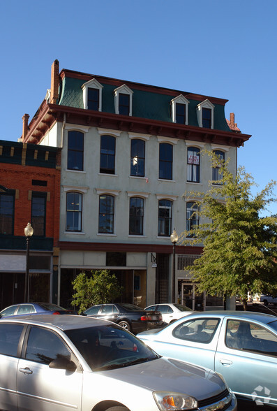 102 Person St, Fayetteville, NC à louer - Photo de l’immeuble – Image 1 sur 8