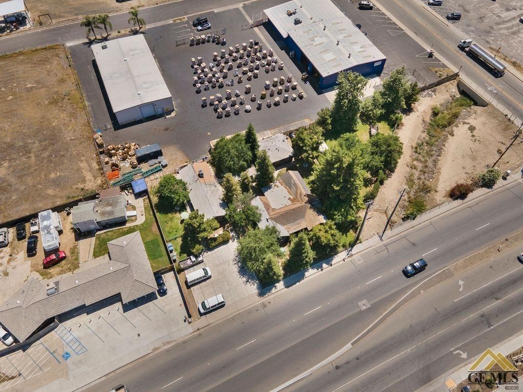 1575 Olive Dr, Bakersfield, CA à vendre Photo principale– Image 1 sur 6
