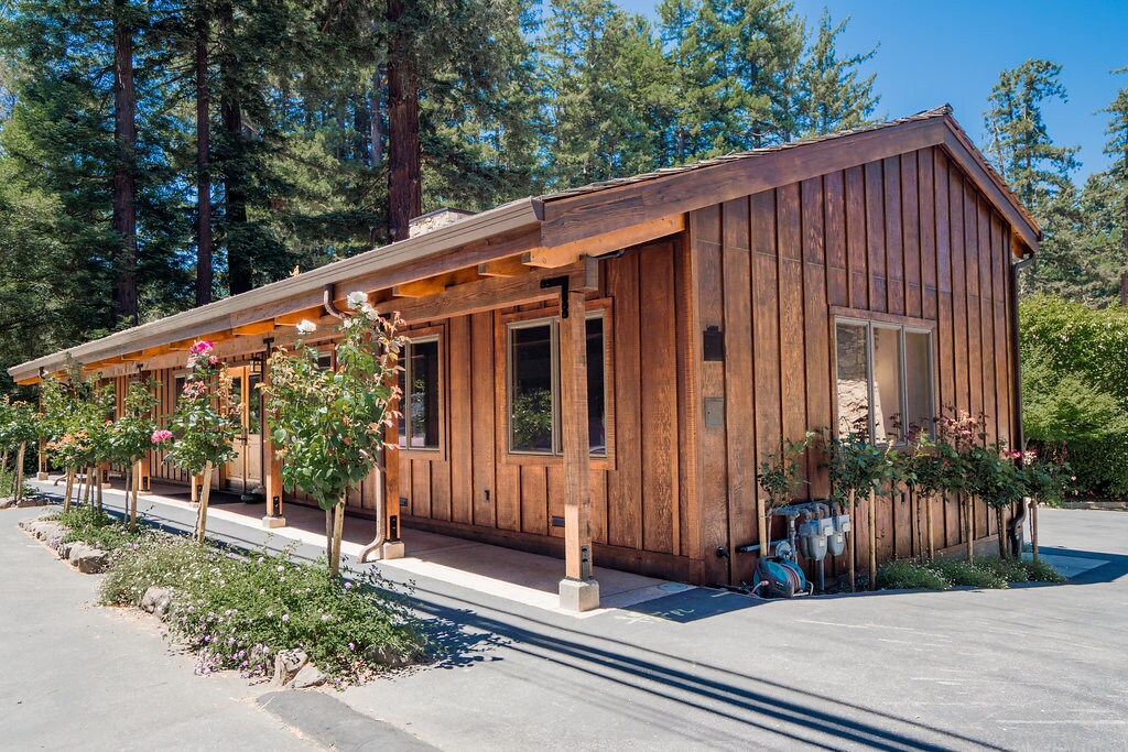 888 Portola Rd, Portola Valley, CA à louer Photo principale– Image 1 sur 26