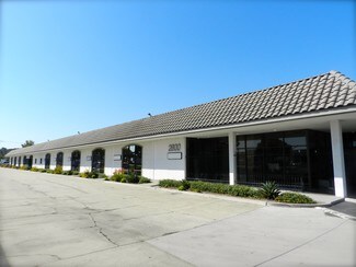 Plus de détails pour 2800 S Main St, Santa Ana, CA - Industriel/Logistique à louer