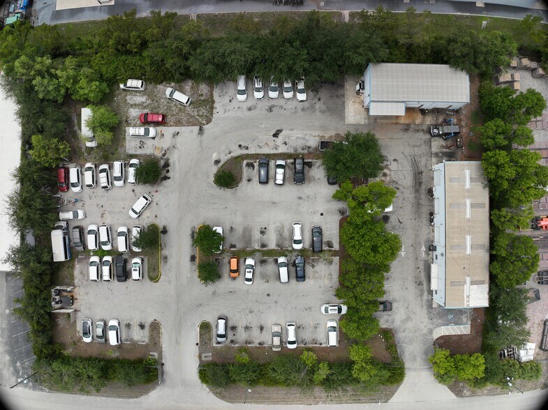 3252 Palm Ave, Fort Myers, FL à louer - Photo de l’immeuble – Image 3 sur 8