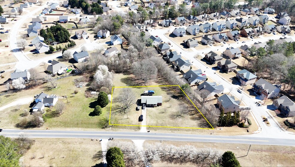 903 Lee Byrd Rd, Loganville, GA à vendre - Photo de l’immeuble – Image 2 sur 6
