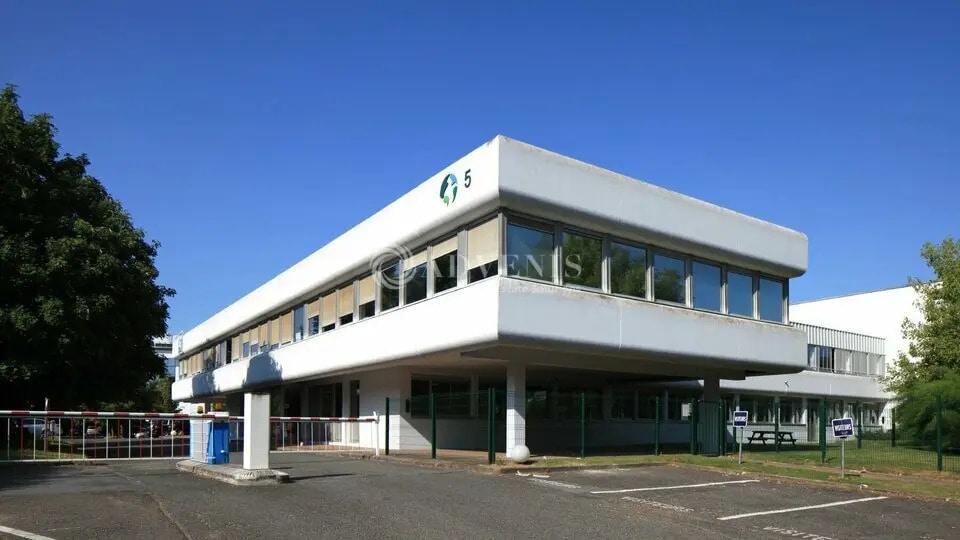 Industriel/Logistique dans Tremblay-en-France à louer Photo de l’immeuble– Image 1 sur 7